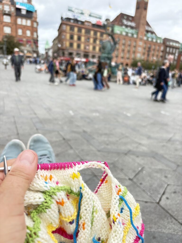 Hvar er best að prjóna? Á Ráðhústorginu í Kaupmannahöfn?